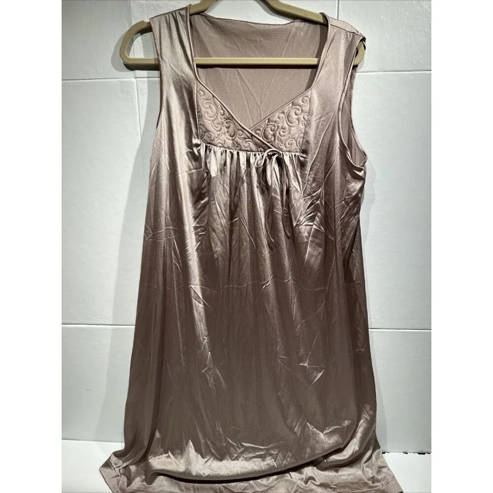 Vanity Fair‎ brown Nylon Nightgown Chemise Lace Sleeveless Vintage Size M